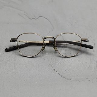 （分類：）位於 。 由 hongkongoptical 提交（商品編號 1173716878，圖片 1）。簡介： 。