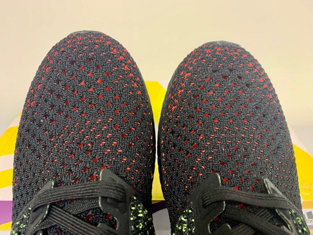 Ultra boost clima black red green 2025