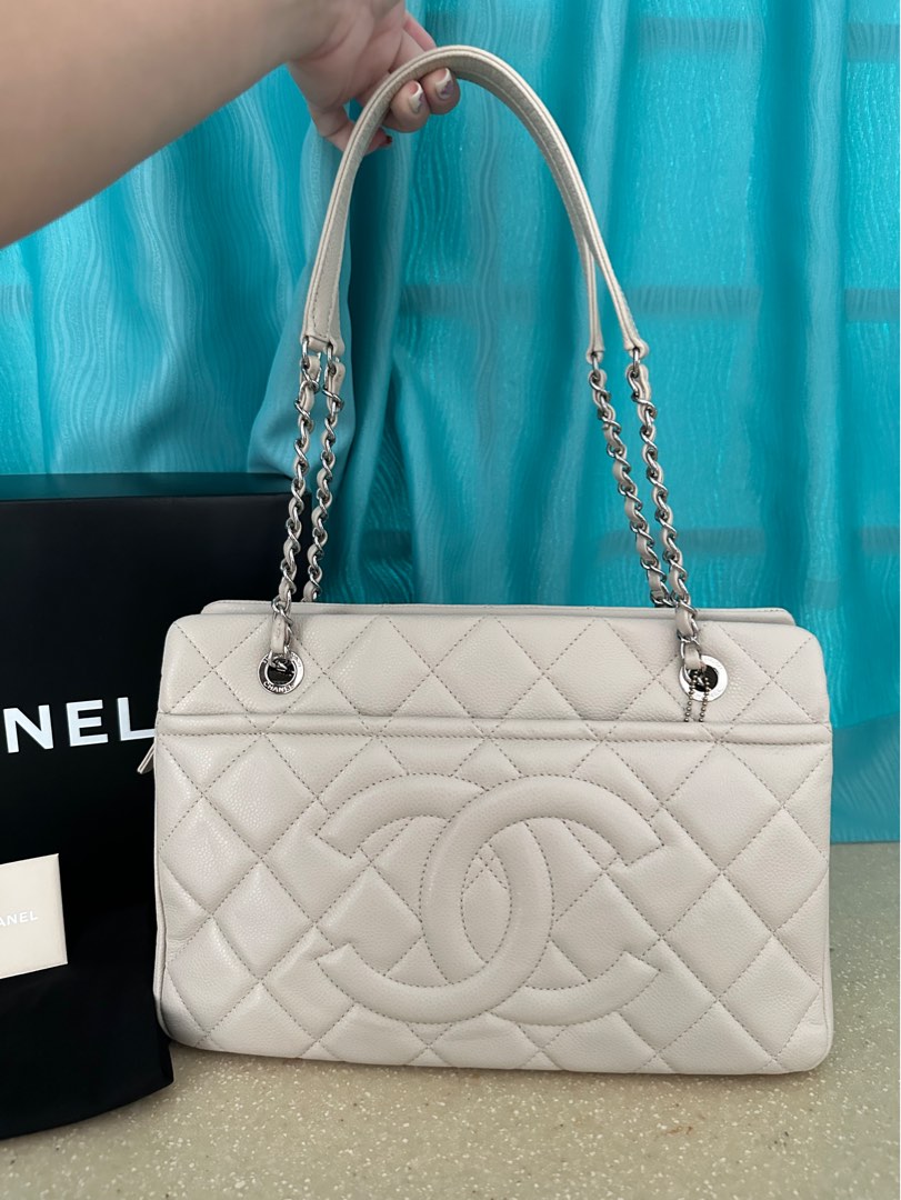 Chanel cc sales shopping tote