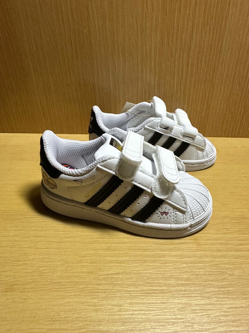 Adidas Superstar 小童波鞋, 兒童＆孕婦用品, 嬰兒及小童流行時尚