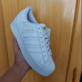 Superstar deals bold philippines