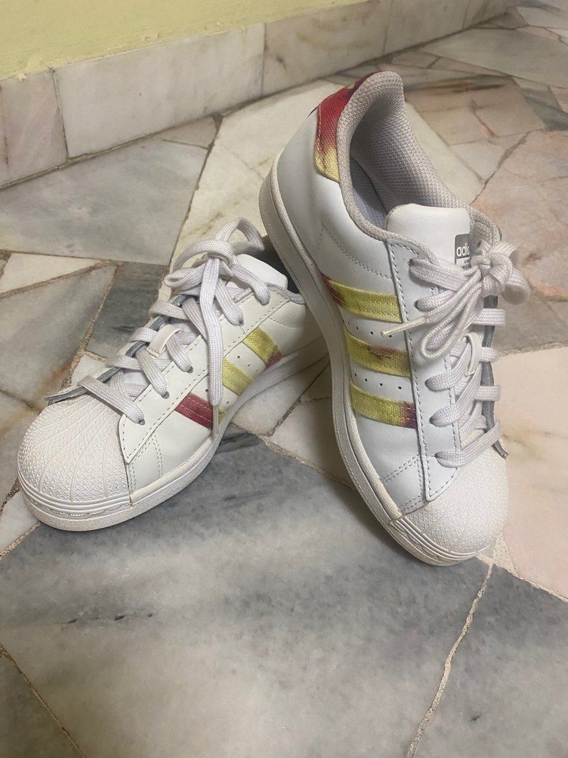 Superstar womens gold stripe shop