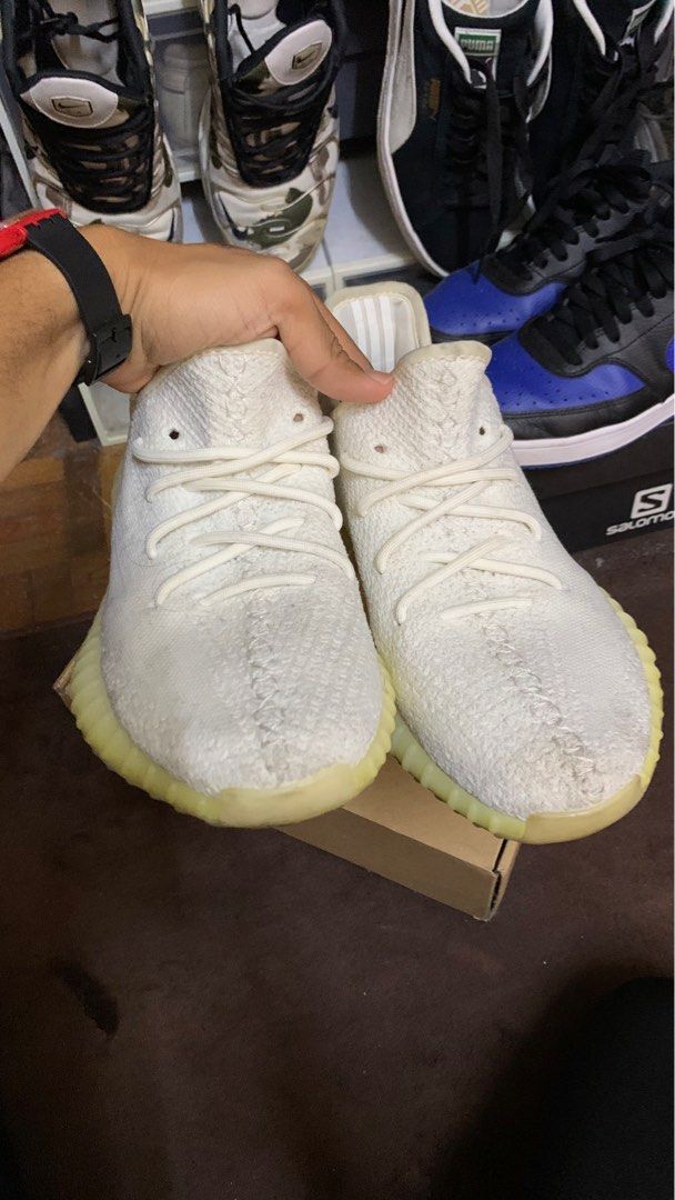 Yeezy cream hot sale white yellowing