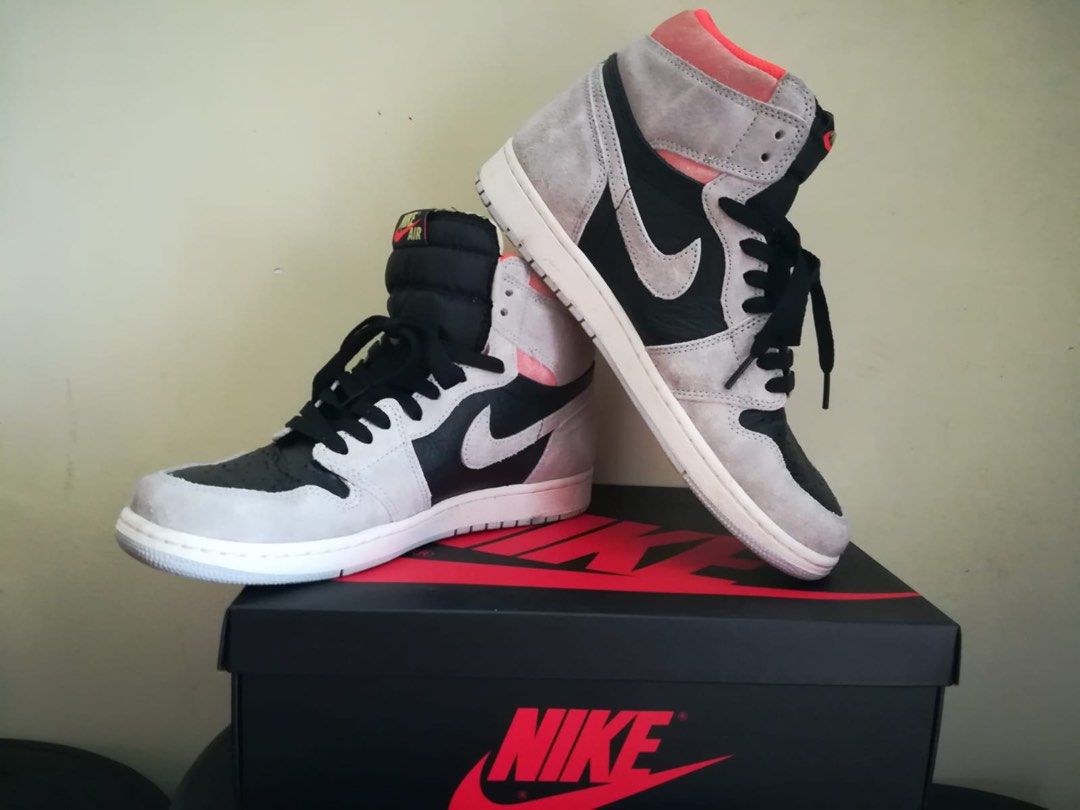 Nike air jordan 1 neutral grey sale hyper crimson