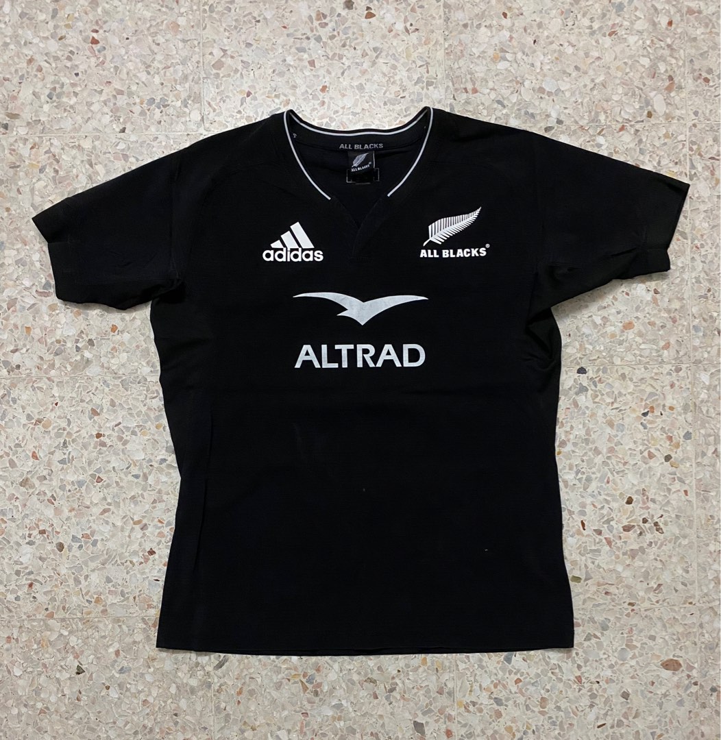 All black blues jersey deals