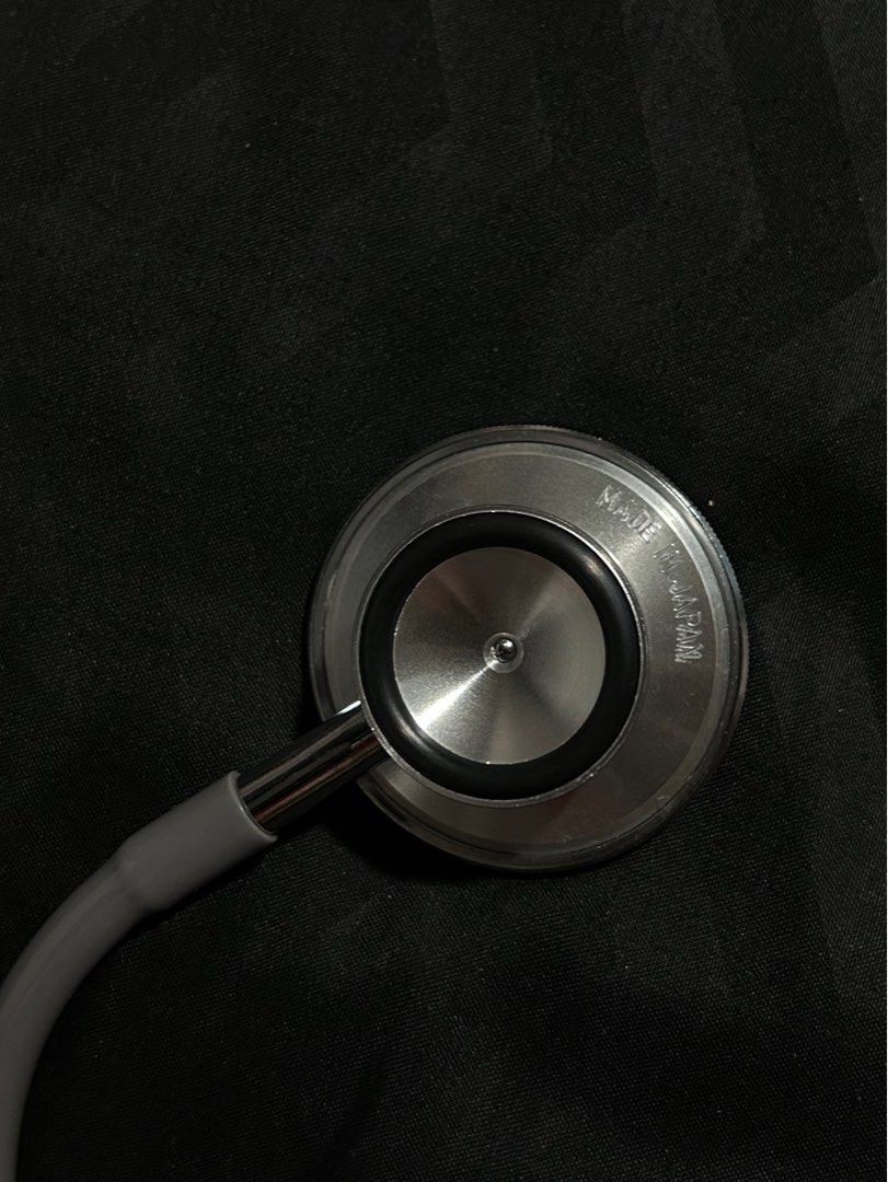 ALPK2 Stethoscope (Category: Medical Supplies & Tools) located in Manila. Submitted by 888saiz (Listing ID 1263480858, Image 3). Description: Ready to ship via lalamove/shopee checkout Like new Doesn't come with original box.