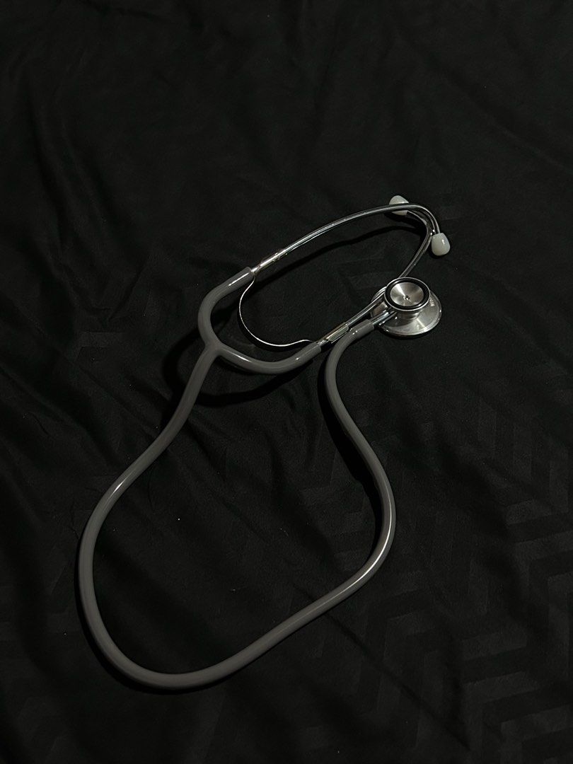 ALPK2 Stethoscope (Category: Medical Supplies & Tools) located in Manila. Submitted by 888saiz (Listing ID 1263480858, Image 1). Description: Ready to ship via lalamove/shopee checkout Like new Doesn't come with original box.