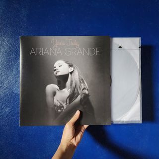 Ariana Grande - Yours Truly Vinyl