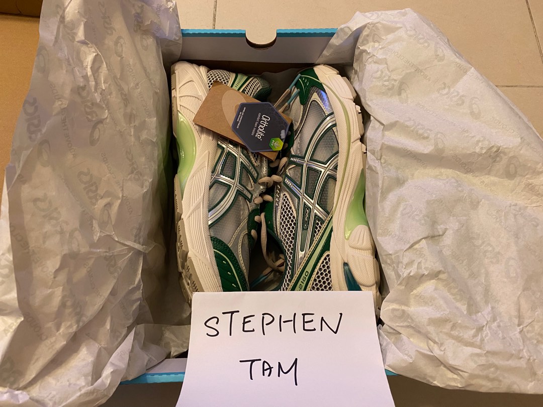 asics above the cloud