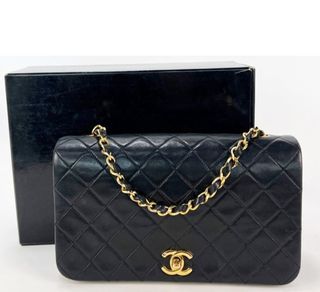Chanel Vintage 17cm Timeless Quilted Mini Pochette/ Flap Bag/ WOC