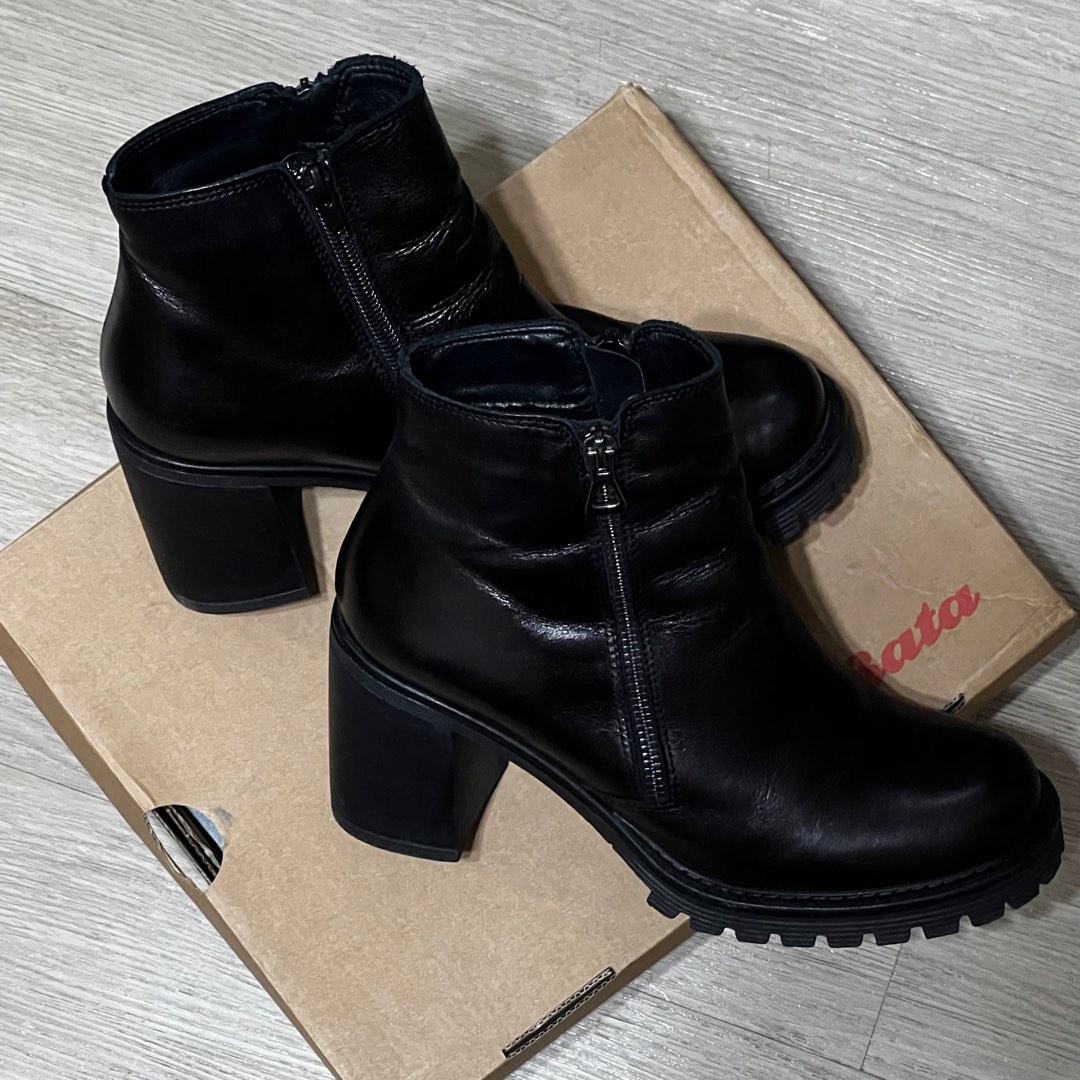Black Boots from Milan Italy, Women's Fashion, Footwear, Boots on Carousell