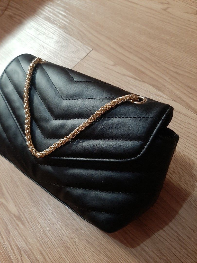 Berrybenka sling bag new arrivals