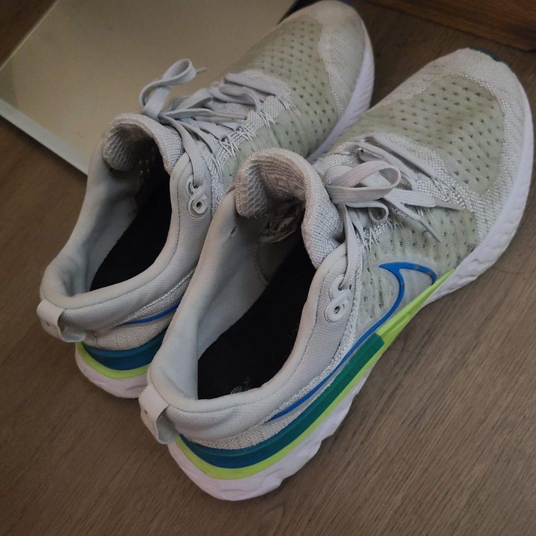 Running shoes size 2 top