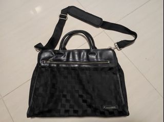 (Category: ) located in . Submitted by ubuy05 (Listing ID 1263397101, Image 1). Description: .
