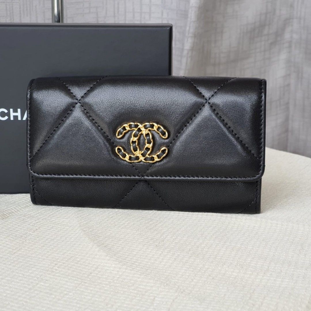 Chanel 19 Bag, Luxury, Bags & Wallets on Carousell