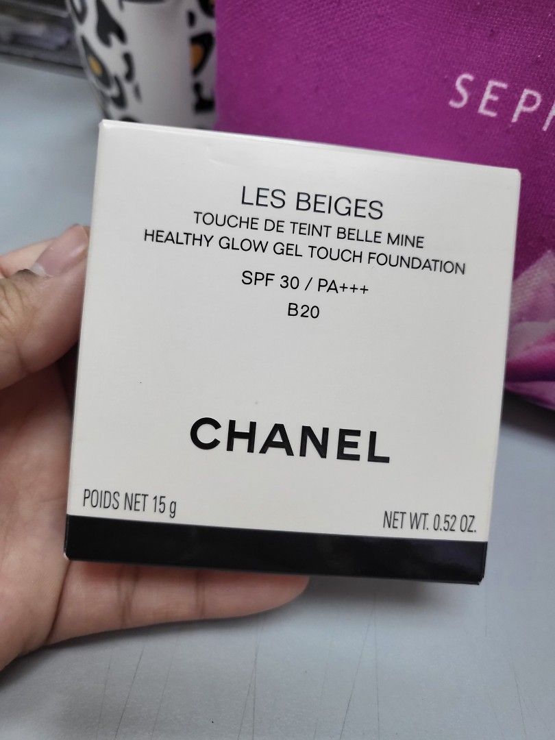 Chanel Les Beiges Healthy Glow Gel Touch Foundation SPF30/PA+++