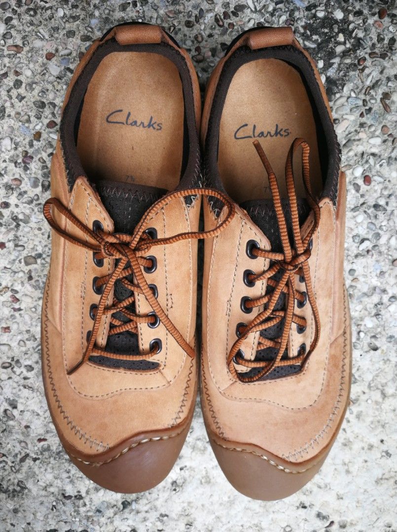 Clarks Moreton Flo Casual Shoe Size 7.5 Men s Fashion Footwear
