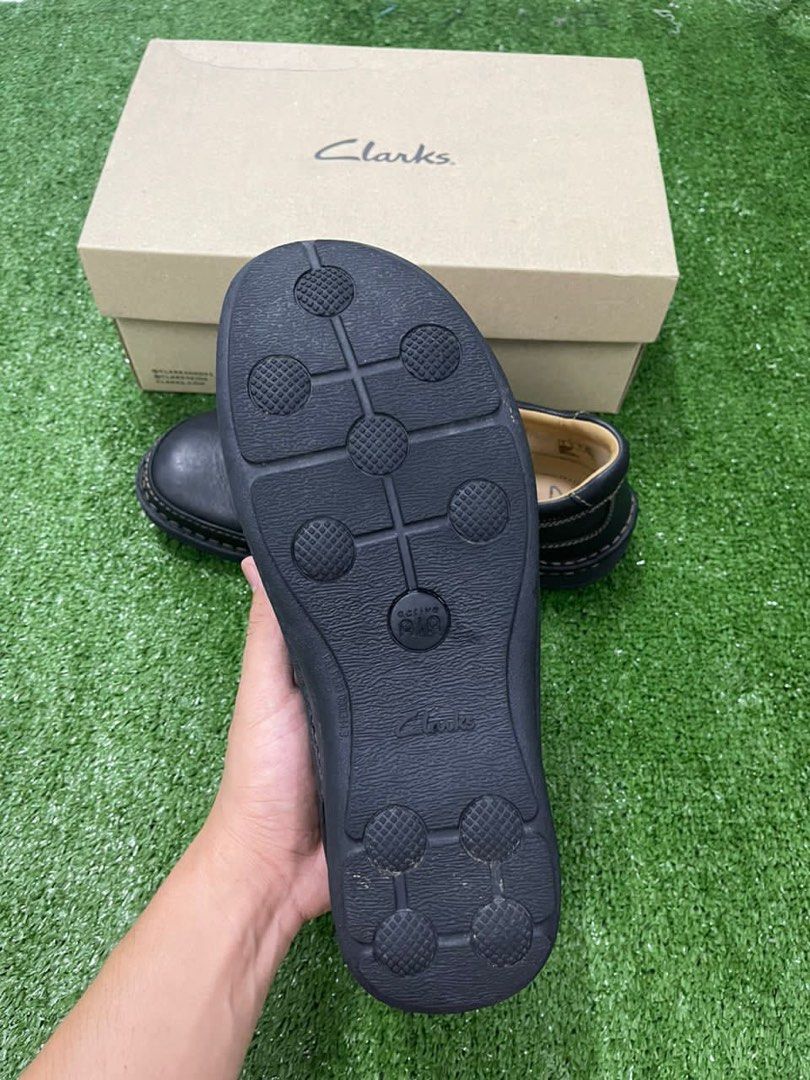 CLARKS NATURE EASY Men s Fashion Footwear Casual shoes on Carousell