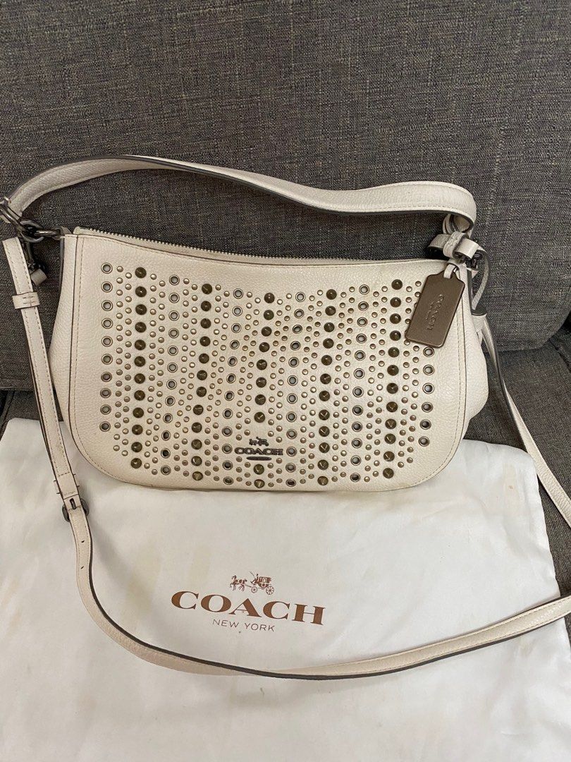 Coach chelsea crossbody in pebble leather store
