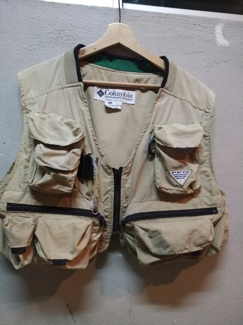 Columbia pfg fishing vest, Men's Fashion, Coats, Jackets and