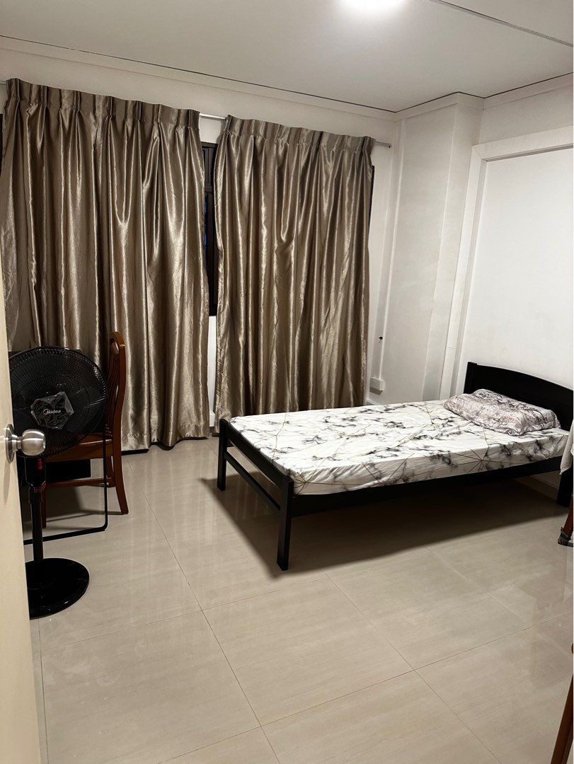 Common room rent for single male , Property, Rentals, Room Rentals on