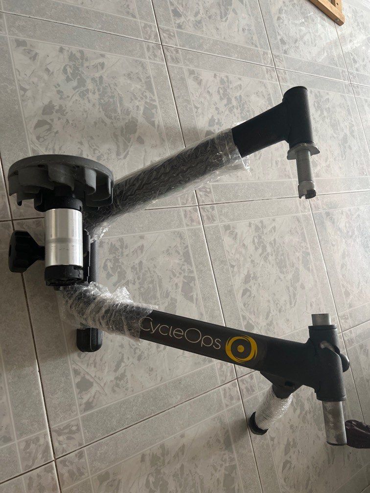 Rodillo cycleops hotsell magneto trainer