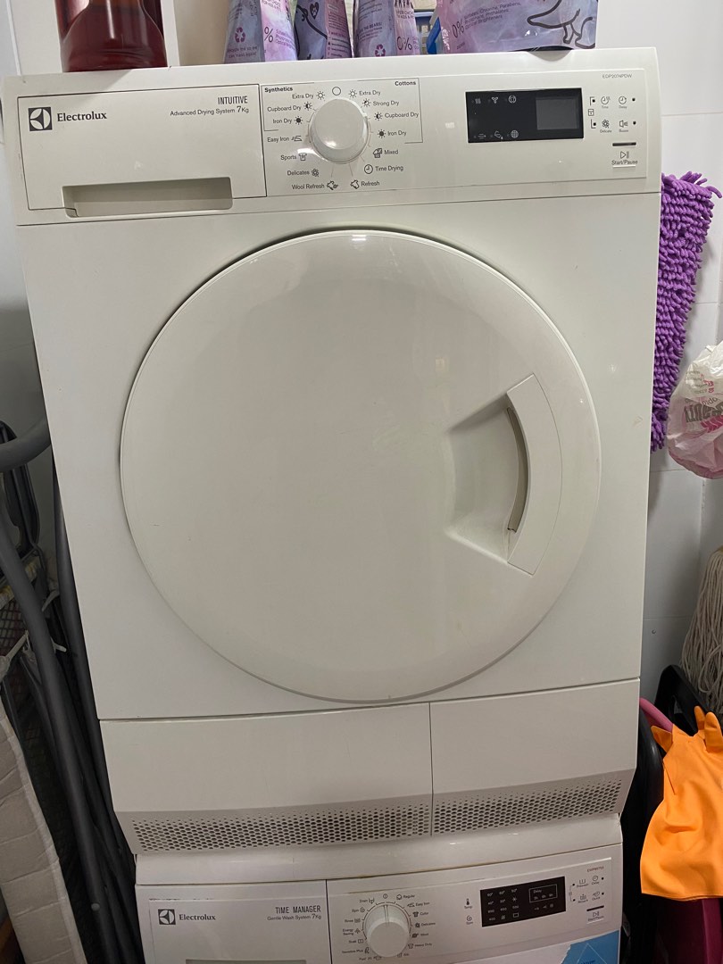 Electrolux Dryer EDP2074PDW, TV & Home Appliances, Washing Machines and