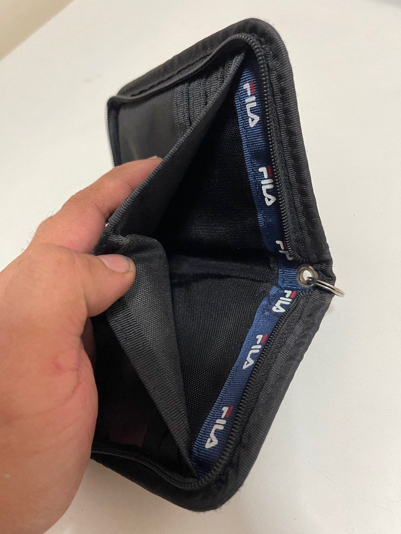 Fila wallet deals