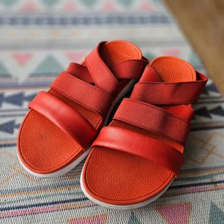 (Category: ) located in . Submitted by shopper_on_repeat (Listing ID 1263416115, Image 1). Description: .
