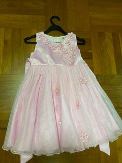 (Category: ) located in . Submitted by bina100 (Listing ID 1263476834, Image 1). Description: .