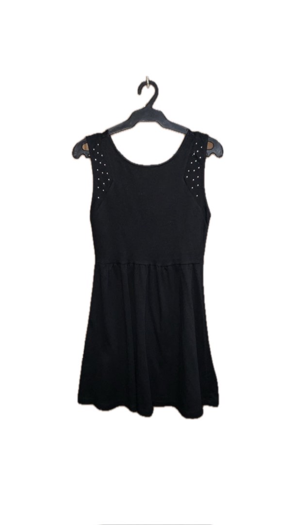 Forever 21 LBD Gem studded black knee high sleeveless round neck dress