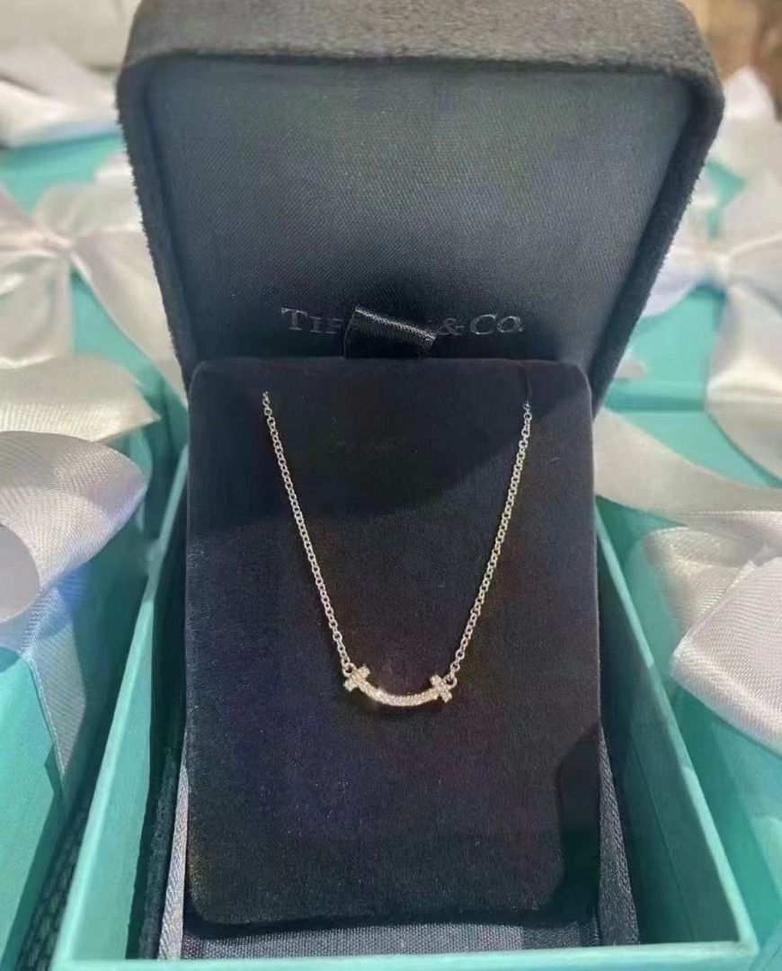 Tiffany & Co. Tiffany T Smile 18ct Yellow-gold And Diamond Necklace in  White