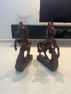 Giant wooden carved horses!
