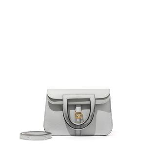 Chanel 22 leather handbag Chanel White in Leather - 34494798