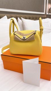 Hermes Mini Lindy ( duo colors: Sesame/lime), Luxury, Bags & Wallets on  Carousell