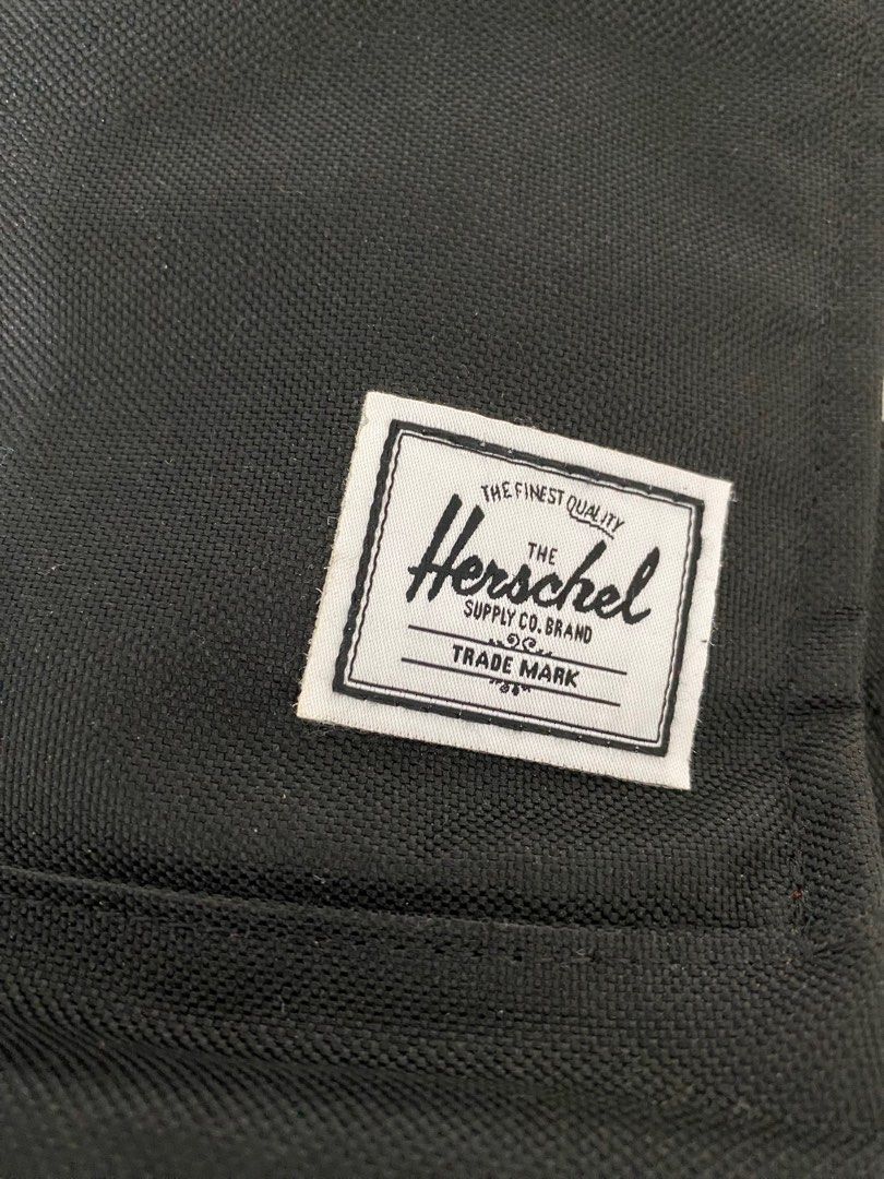 Herschel classic city mid volume on sale