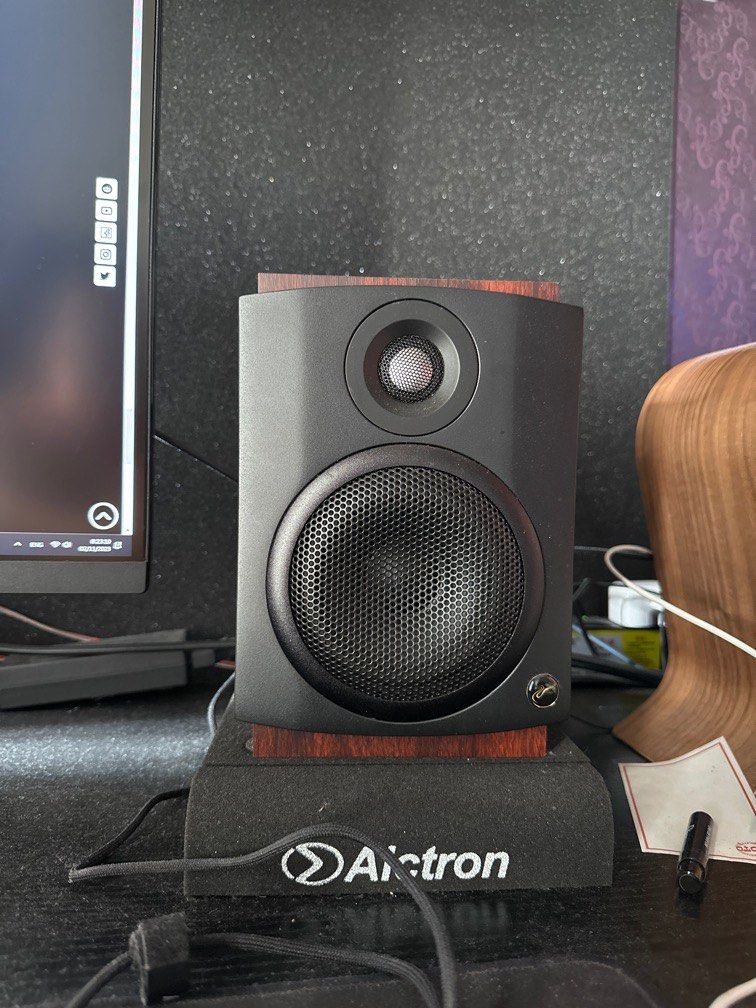 Swan m80w sales