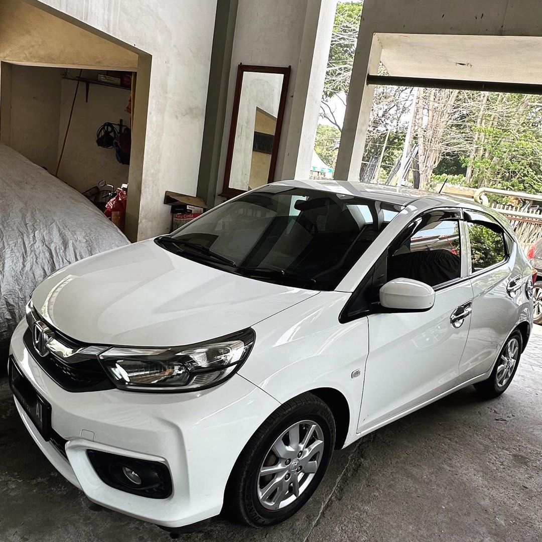 Brio e cvt shop putih