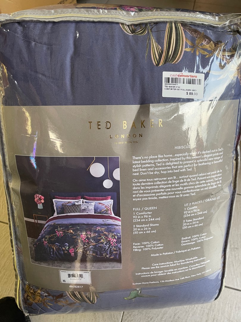 JE TED BAKER COMFORTER SET, Furniture & Home Living, Bedding & Towels