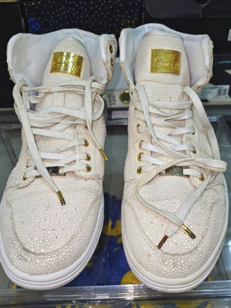 Jordan 1 Retro High Pinnacle White Fesyen Pria Sepatu Sneakers