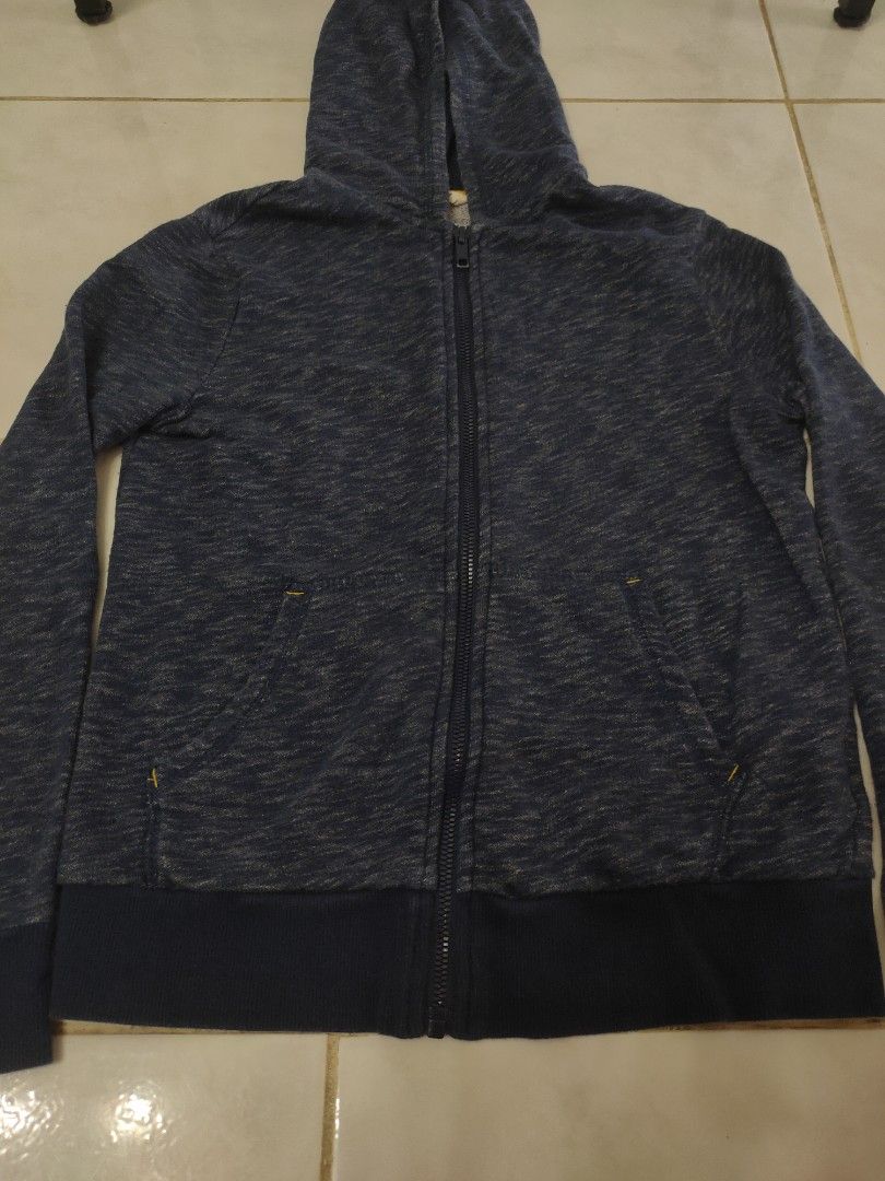 Kids H M basic hoodie zipper sizing 140 for 8 10 years Babies