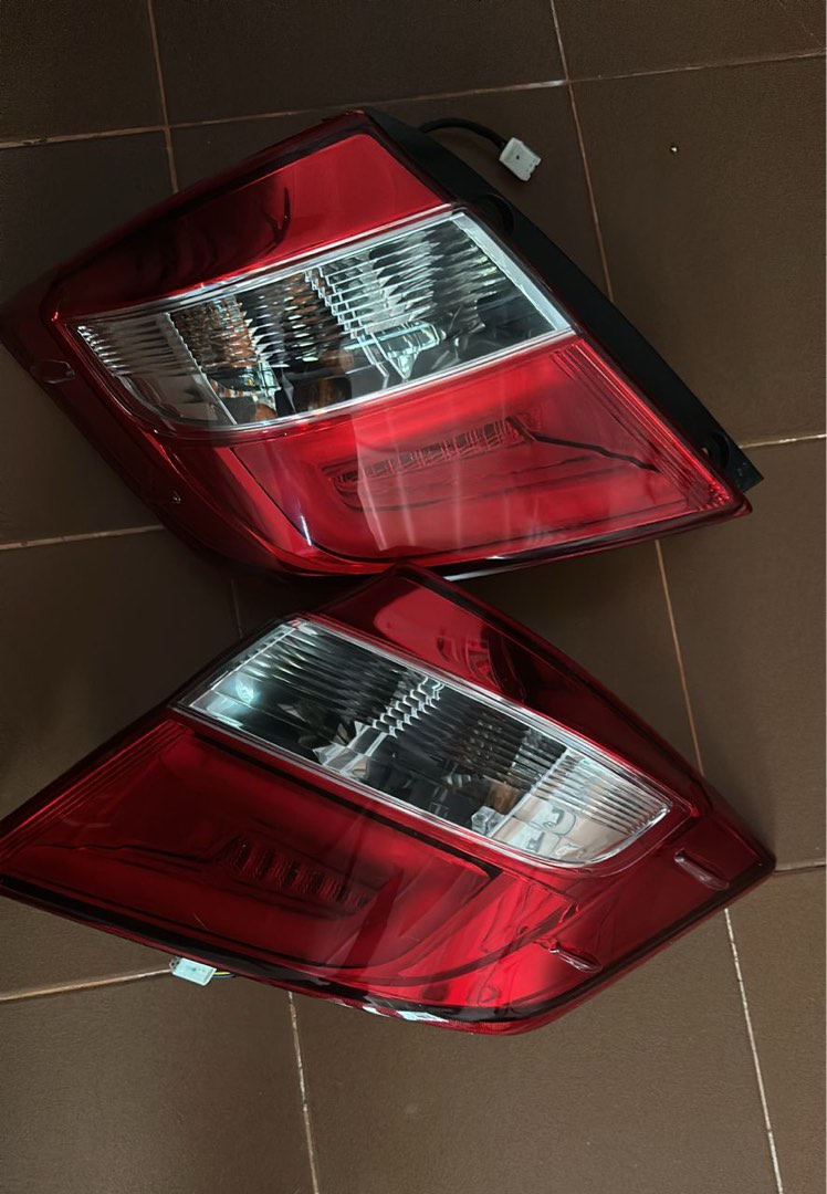 Lampu Belakang Bezza, Auto Accessories on Carousell