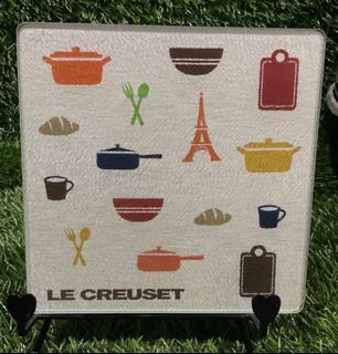Le Creuset Authentic Tempered Glass Non Skid Polypropylene Leg Rubber Serving Tray Cutting Chopping Board 6.75” inches - P750.00