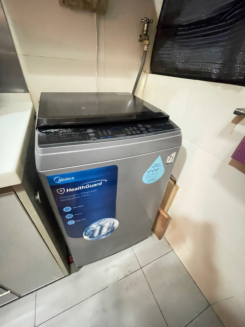 Like new Midea top load washing machine, TV & Home Appliances, Washing
