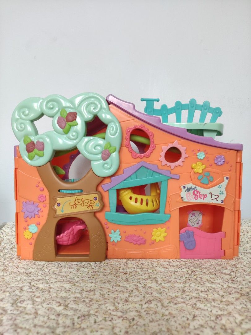 Littlest pet store shop clubhouse