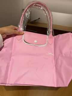 Longchamp Roseau Bucket Bag, Luxury, Bags & Wallets on Carousell