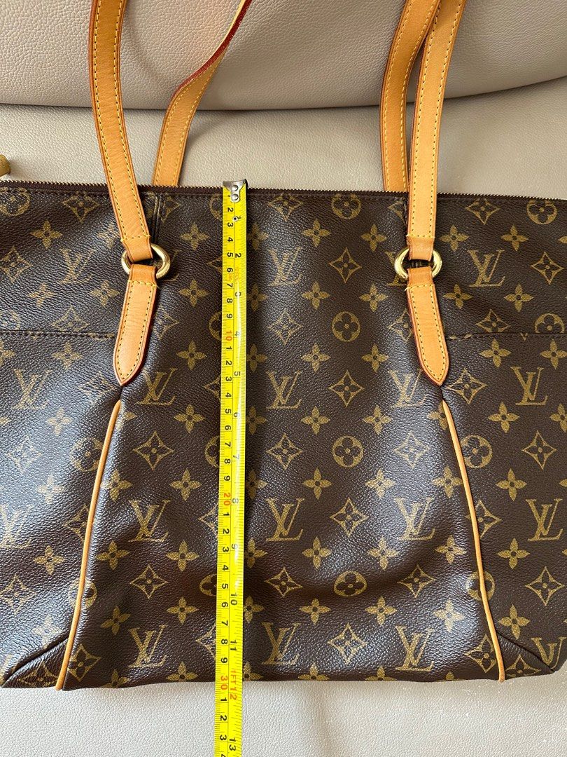 Authentic Louis Vuitton Totally MM Monogram M56689 Shoulder Bag Guaranteed  LD653