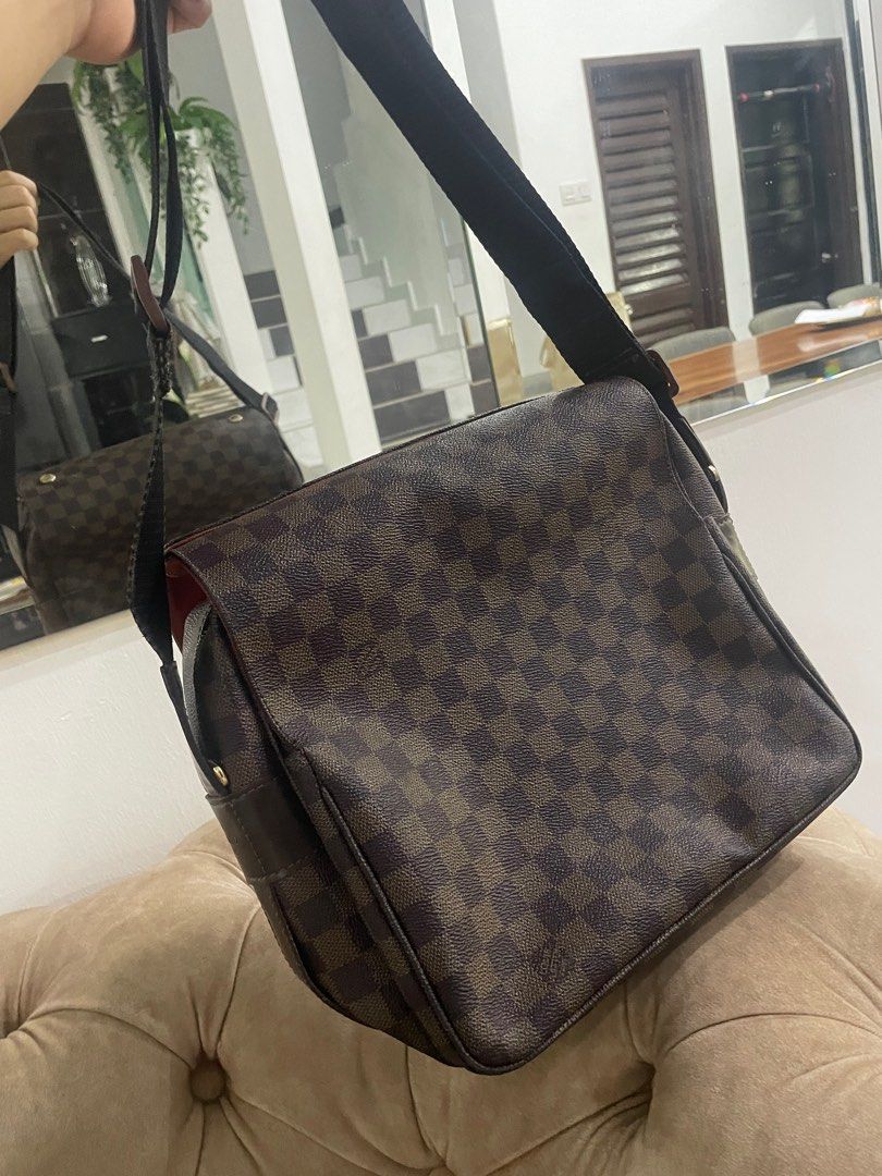 Louis vuitton large deals messenger bag