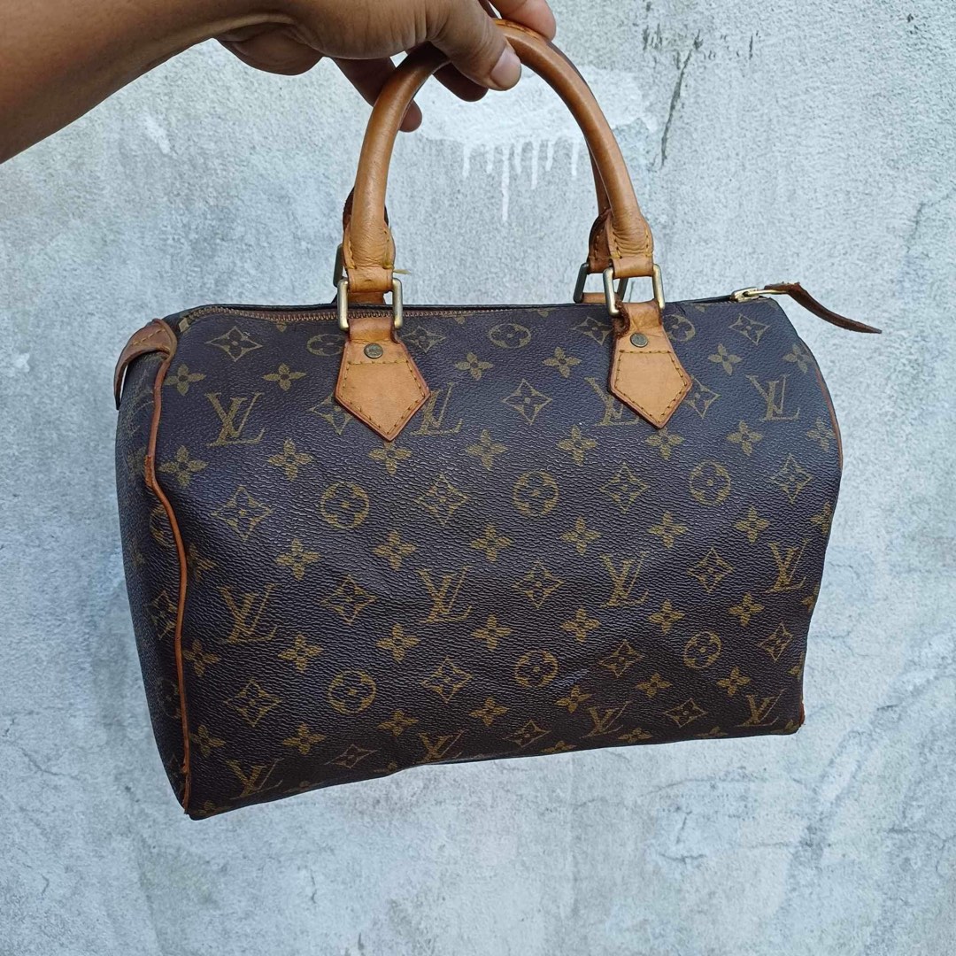 💯% Authentic LV Brown Damier Ebene Speedy 25 Shoulder Bag, Luxury, Bags &  Wallets on Carousell