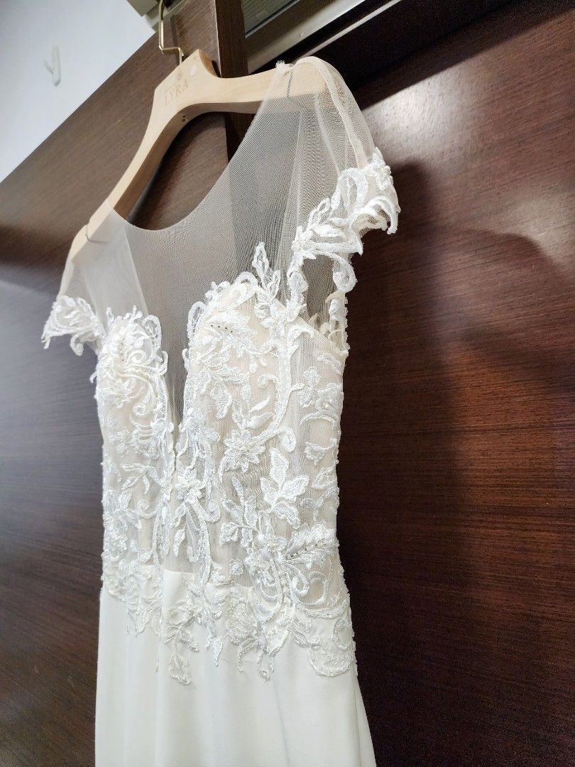 Lyra Wedding Gown — Floral Lace, V-Neck & Open Back